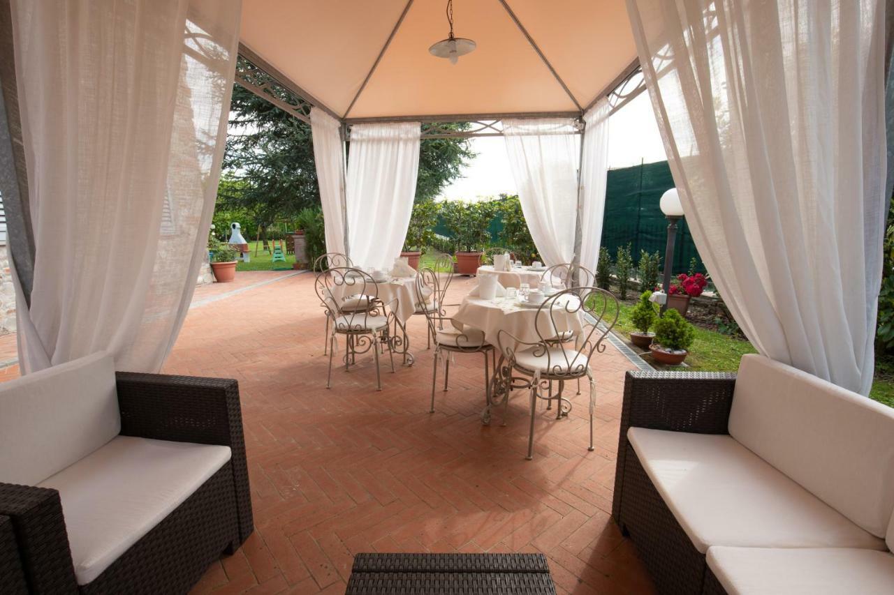 Agriturismo Casolare Lucchese Lucca Exterior foto